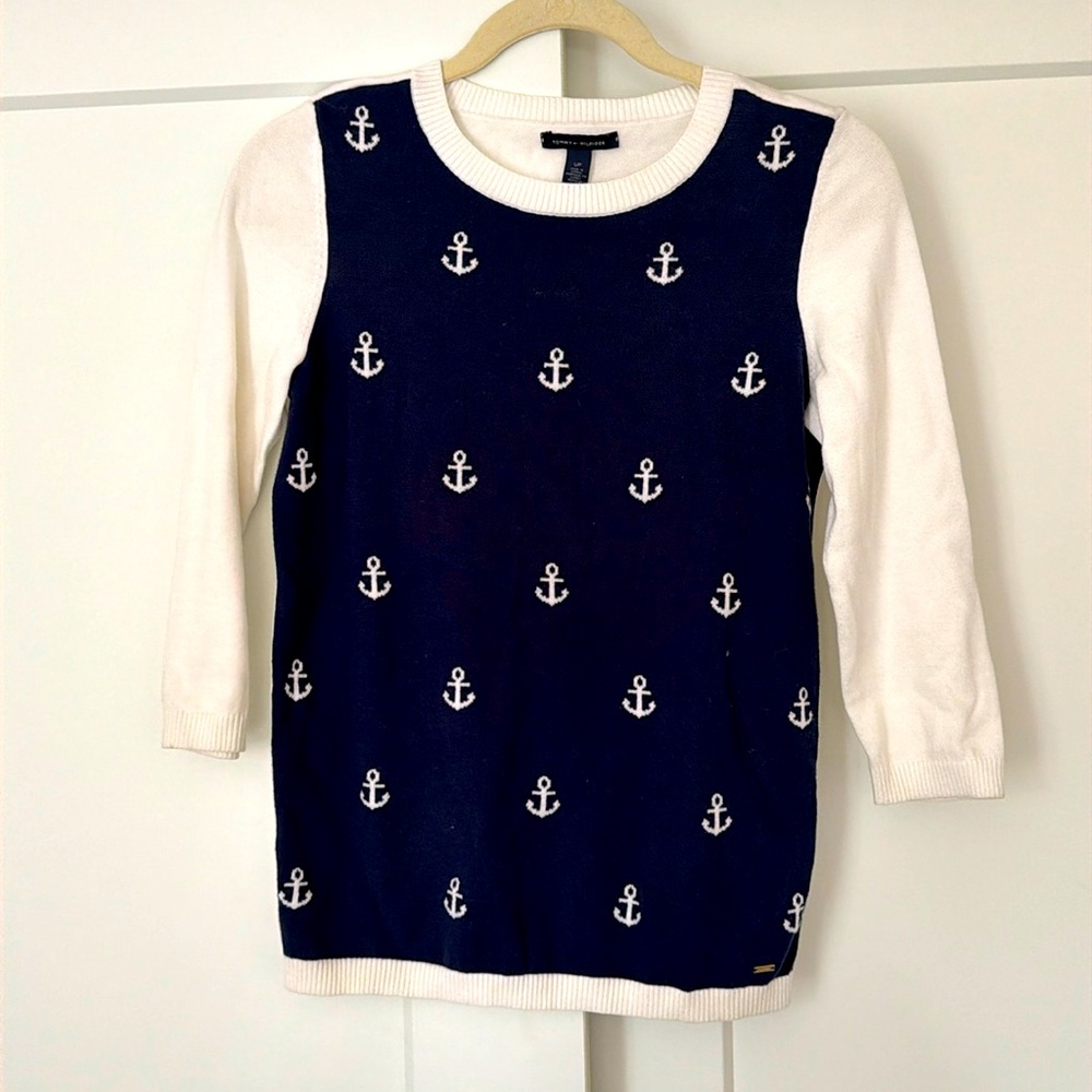Tommy Hilfiger Vintage blue and white anchor nautical sweater size small